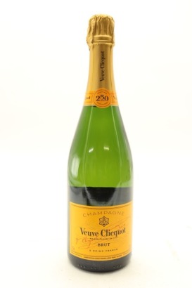 (1) NV Veuve Clicquot Ponsardin Yellow Label Brut, Champagne