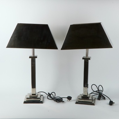 A Large Vintage Pair Of Rose & Heather Table Lamps