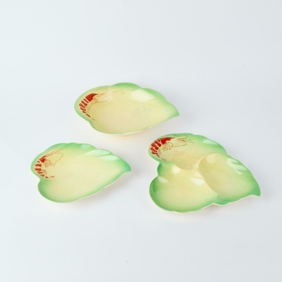 A Royal Winton Leaf and Shrimp Serving Set