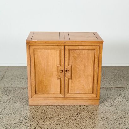 A Chinese Mid to Early 20th Century &lsquo;Huali&rsquo; Cabinet