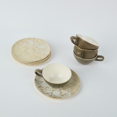 A Rare Set of Four Dorothy Thorpe Monterrey Cups and Side Plates for Crown Lynn