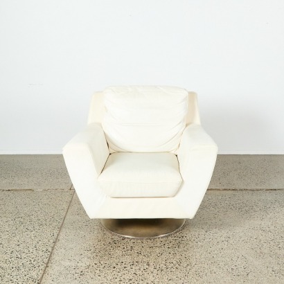 A White Leather Swivel Chair