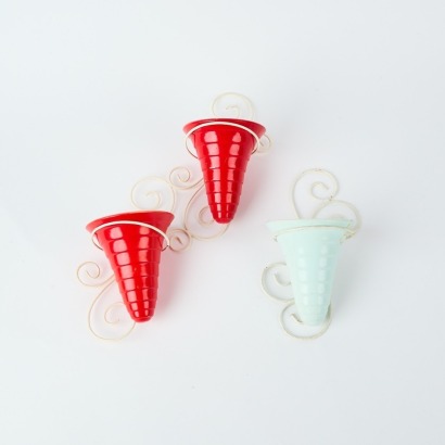 A Trio of Salisbury Wall Hanging Vases