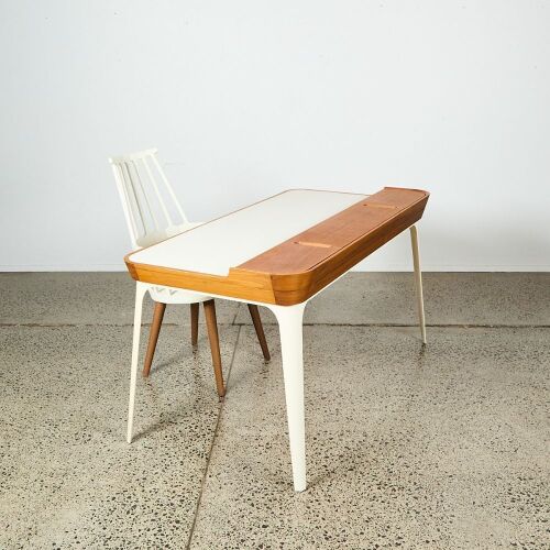 An Airia Desk and Chair by Ayako Takase and Cutter Hutton for Herman Miller
