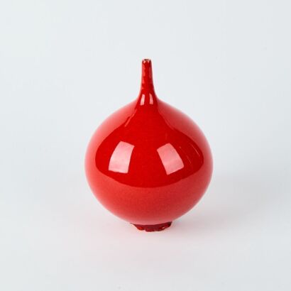 A Peter Collis Spire Red Orb vase