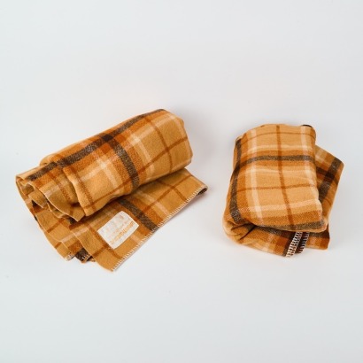 A Pair of Vintage New Zealand Pure Wool Warmweave Blankets
