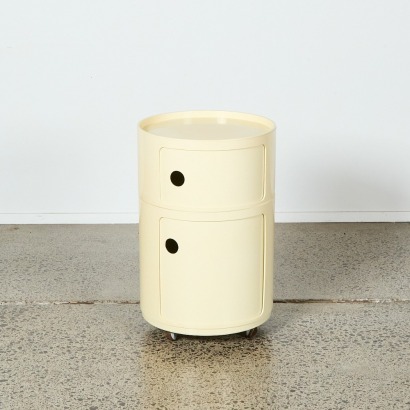 An Early Kartell Componibili on Castors