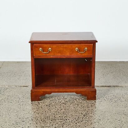 A Drexel Heritage Side Table A/F