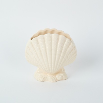 A Crown Lynn Shell Vase