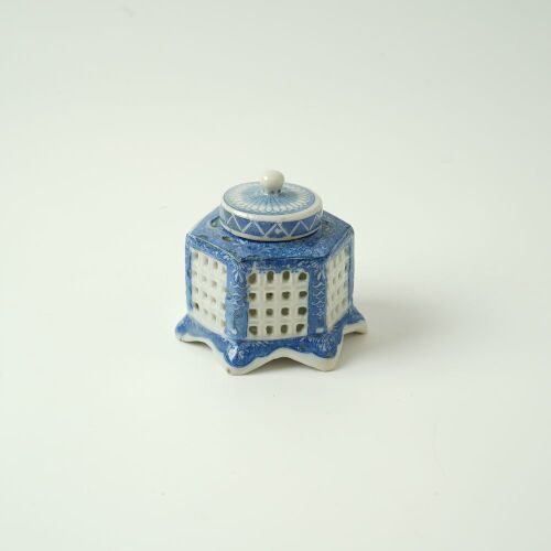 A Japanese Small Blue and White Ink Jar with Lid