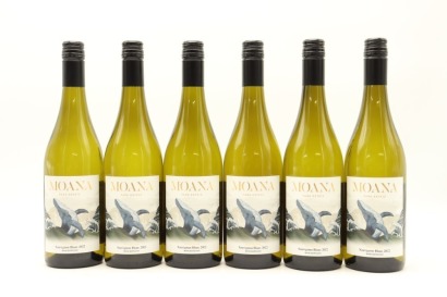 (6) 2022 Moana Park Estate Series Sauvignon Blanc, Hawke's Bay