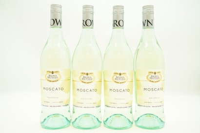 (4) 2022 Brown Brothers Moscato Zero, Victoria, 0.5% ABV