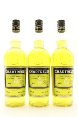 (3) Chartreuse Yellow Liqueur, Isere, 40% ABV, 700ml