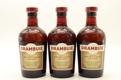 (3) Drambuie Heather Honey Whisky Liqueur, Scotland, 40% ABV