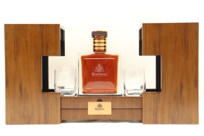 (1) Bundaberg 125th Anniversary Limited Edition Decanter Rum, 40% ABV, 700ml (GB)&diams;