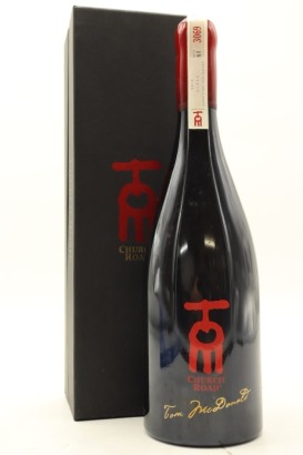 (1) 2015 Church Road Tom Syrah, Hawke's Bay [JR16.5] (GB)