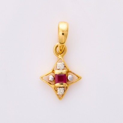 14ct Yellow Gold, Modern, Square Cut Ruby / .03ct Diamond, Star Pendant