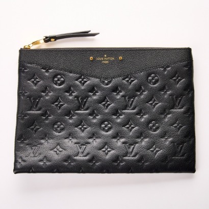 Louis Vuitton, Monogram Empreinte Daily Pouch with Box - Near new