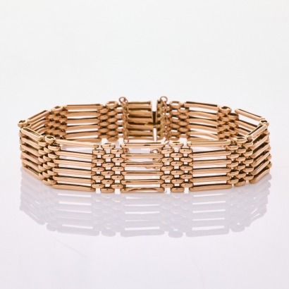 9ct Rose Gold, 18.5cm, Vintage, Hollow Gate Bracelet with Box Clasp
