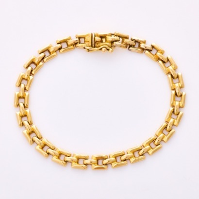 18ct Yellow Gold, 18cm Hollow Square Link Bracelet, Made in Italy