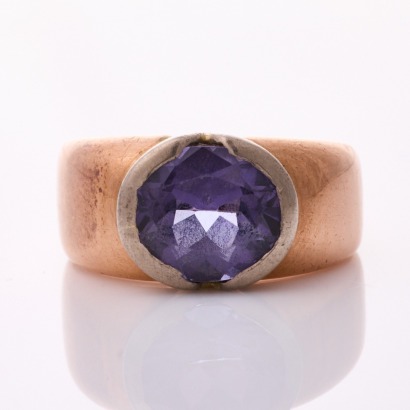 9ct Red / White Gold, Vintage, Synthetic Colour-Change Sapphire Ring