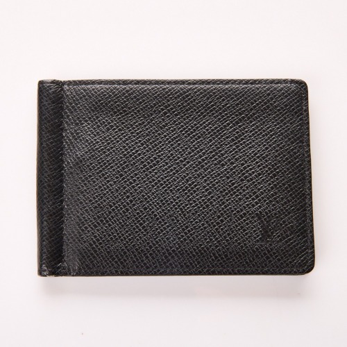 Louis Vuitton Pince Taiga Noir NM Wallet with Box