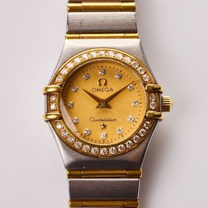 18ct Yellow Gold / Stainless Steel, 22.5mm OMEGA Constellation Quartz Wristwatch, circa 2004