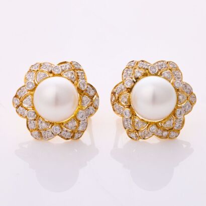 18ct Yellow Gold, Modern, 10.6mm Cultured Pearl / .92ct Diamond Earrings