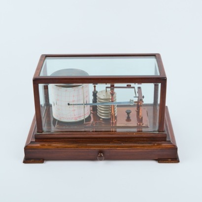 A Negretti & Zambra Barograph R/4360