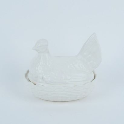 A Portmeirion Pottery Ceramic Hen