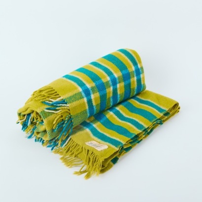 A Mosgiel 80% Wool Blanket