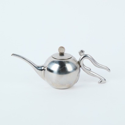 A Carol Boyes Oil Pot