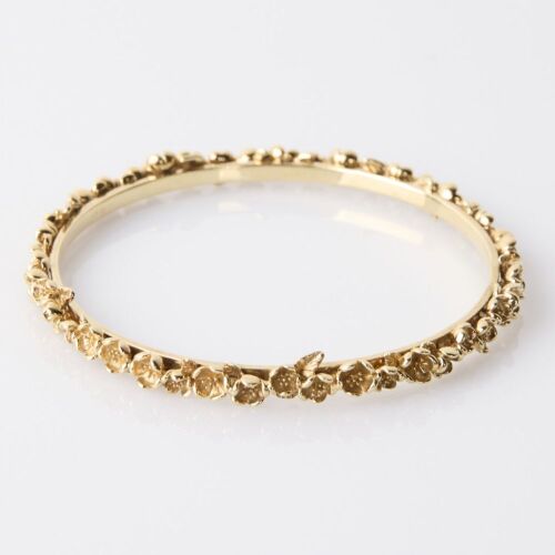 Karen Walker, 9ct Yellow Gold, Modern, Applied Carved / Engraved Wreath Bangle