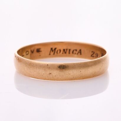 9ct Yellow Gold, 4.4mm Wide Plain Band, Size Y.