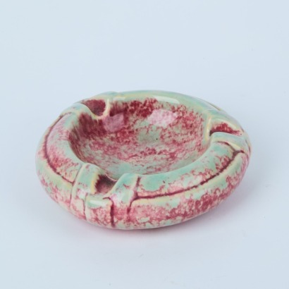 A Crown Lynn Rhubarb Ambrico Ashtray