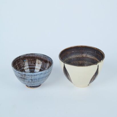 A Pair of Hanmer Pottery Dishes
