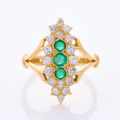 18ct Yellow Gold, Modern, 3.0mm Emerald / .74ct Diamond Ring