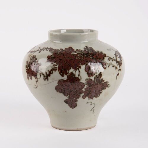 A Korean Iron-bronze &lsquo;Grapevine&rsquo; Jar