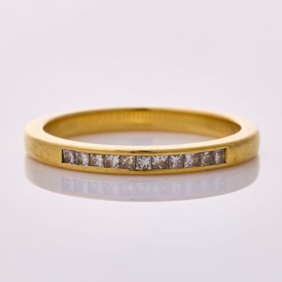 Village Goldsmith, NZ Made, 18ct Yellow Gold, .16ct Princess Cut Diamond Set Ring