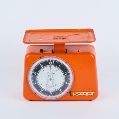 A Reto Tower Scales
