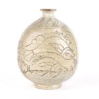 A Fine Korean Punch Ong Sagraffito Flask Vase 16th Century