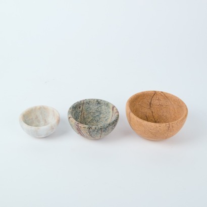A Set of Three Citta Terra Nesting Bowls