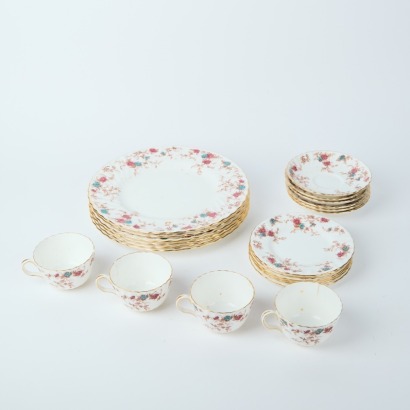 A 22-Piece Coalport Indian Tree Bone China Set
