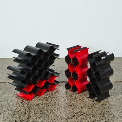 A Five-Piece Modular Stacking Plastic Wine Rack