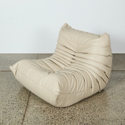 A Fireside Togo Style Chair in off-White