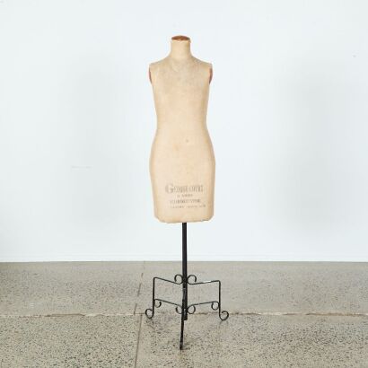 A George Court & Sons Departmentstore Shop Display Mannequin