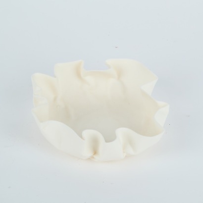A Handmade Porcelain Decorative Bowl