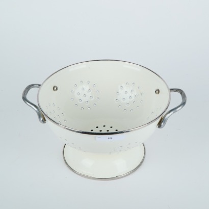 A White Enamel Colander