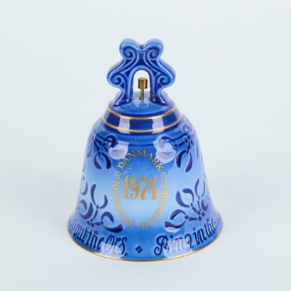 A Bing & Grondahl 1974 Danish Porcelain Bell