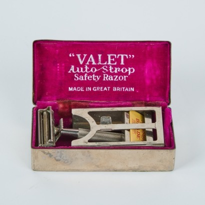 A Valet Auto Strop Razor